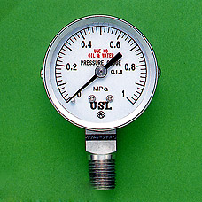 �X�e�����X�N���[�����͌v